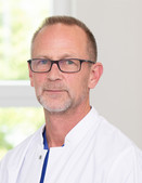 Peter_Schinke_low_hochkant_IMG_0108.jpg